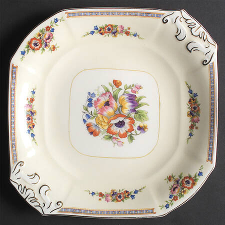 Marlborough Square Handled Cake Plate