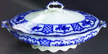 Melbourne (Flow Blue) Oval Covered Vegetable