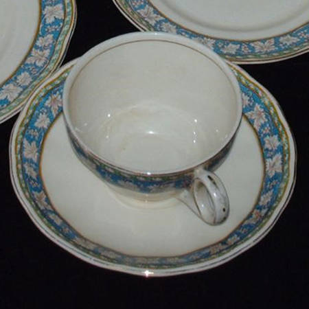 Oban Footed Cup & Saucer Set