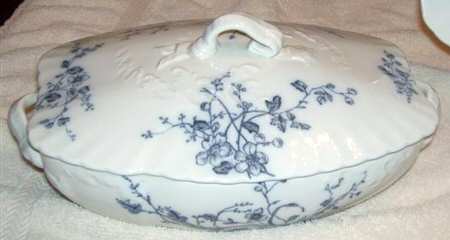 Rustic Blue Oval Covered Vegetable