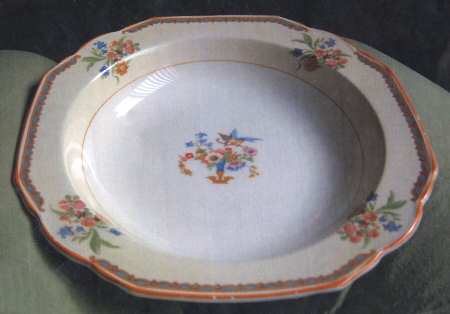Surrey, The Rim Soup Bowl