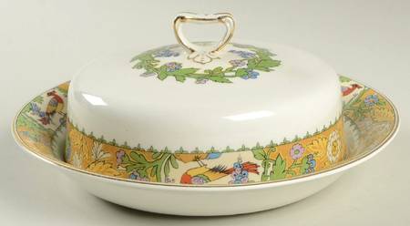 Wrenbury Round Covered Butter