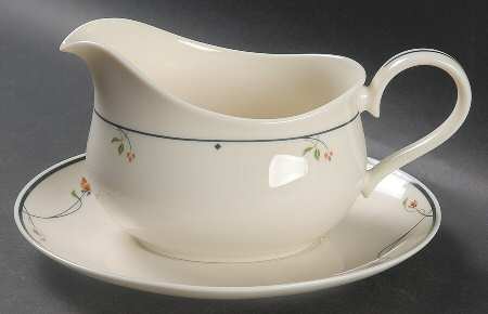 Ariana Gravy Boat & Underplate by Gorham