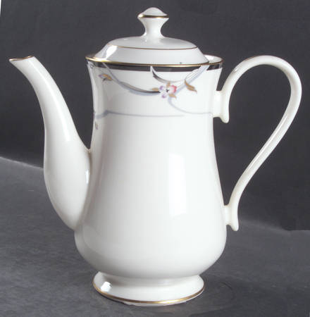 Manhattan Coffee Pot & Lid by Gorham