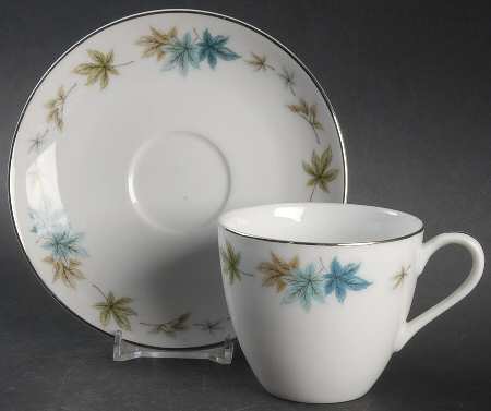 Four Seasons Flat Cup & Saucer Set