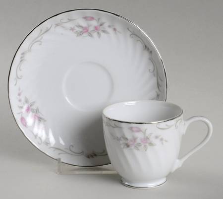 GST1 Footed Demitasse Cup & Saucer Set