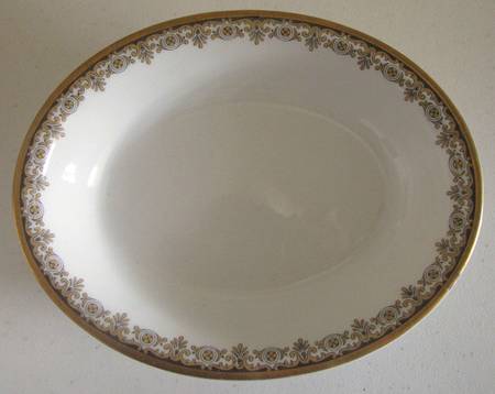 GUE132 8" Oval Vegetable Bowl
