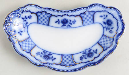 Melbourne (Flow Blue) Crescent Salad Plate