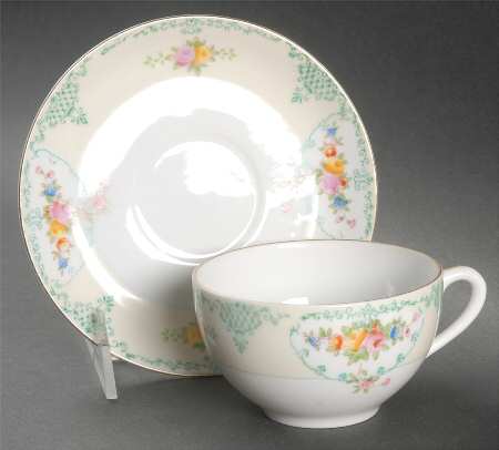 GCA8 Flat Cup & Saucer Set