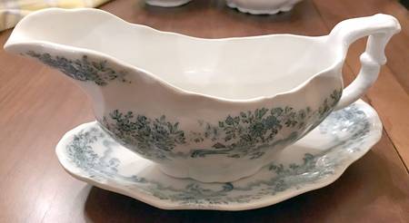 Antique Blue (No Gold Accents) Gravy Boat & Underplate
