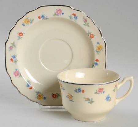5S8457H Flat Cup & Saucer Set
