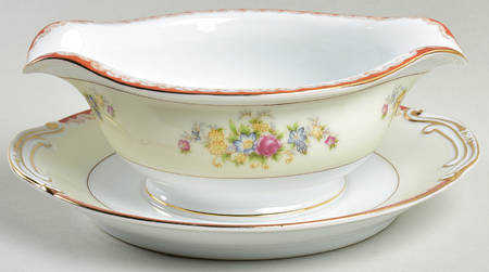 GOC22 Round Gravy Boat/Attached Underplate