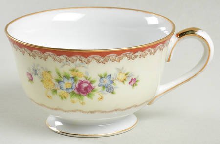 GOC22 Footed Cup