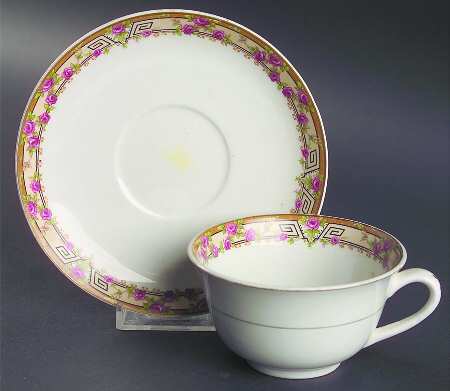 GRI130 Flat Cup & Saucer Set