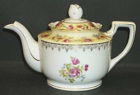 Hostess Mini Teapot & Lid