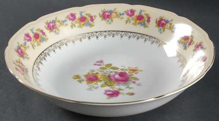 Hostess 9" Round Vegetable Bowl