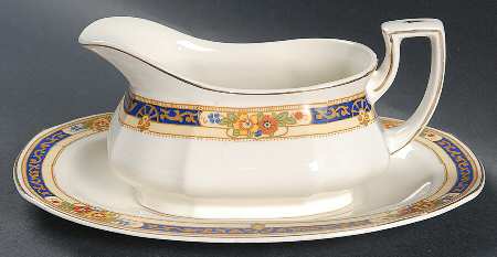 Averno Gravy Boat & Underplate