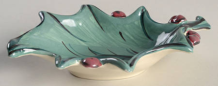 Hollylujah 8" Leaf Dish