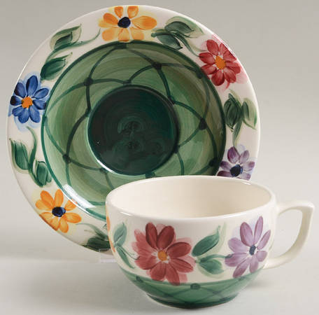 Daisy Chain Breakfast Cup & Saucer Set