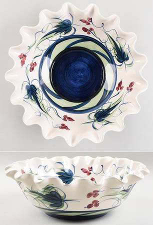 Grapevine Green 12" Ruffled Bowl