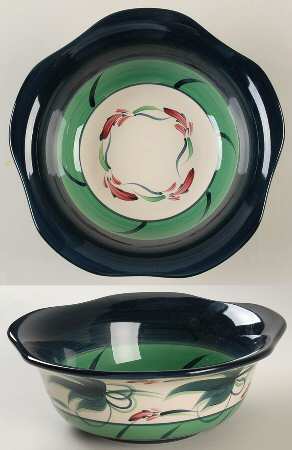 Grapevine Green 9" Scalloped Bowl