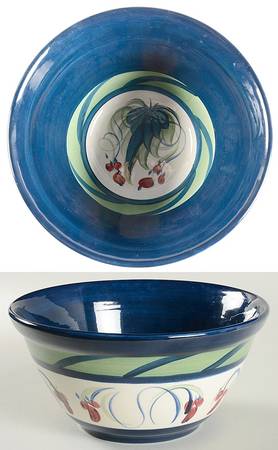 Grapevine Green 9" Mixing Bowl