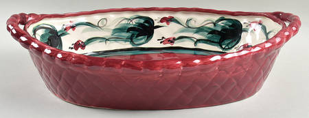 Red Grapevine Oval Centerpiece
