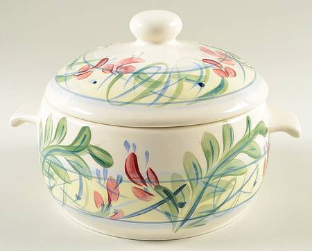 Maypop 2.5 Qt Round Covered Casserole