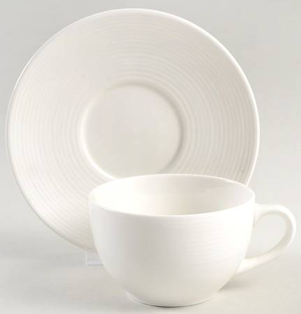 Wall Street Flat Cup & Saucer Set
