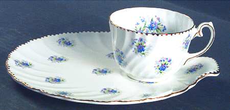 Forget-Me-Not Snack Plate & Cup Set