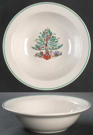 Christmas Memories Cream (Yellow Bear) Rim Soup Bowl