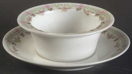 GUE372 Ramekin & Saucer Set