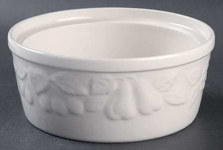 Fruit 2 Pt Round Casserole No Lid