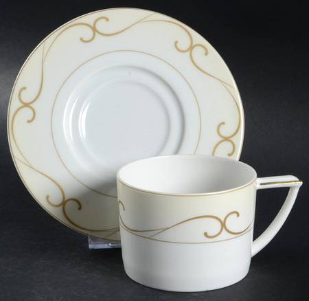 Flat Cup & Saucer Set