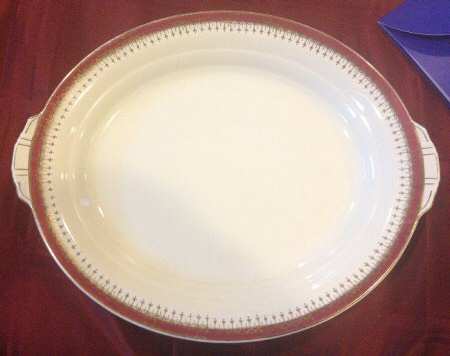 Regina (Scalloped) 12" Oval Serving Platter