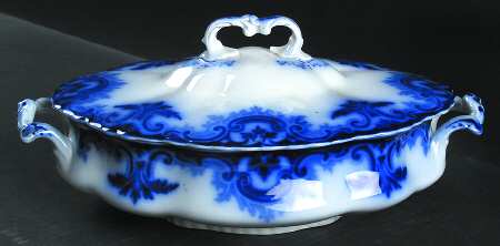 Clifton (Flow Blue, No Gold Trim) Oval Covered Vegetable
