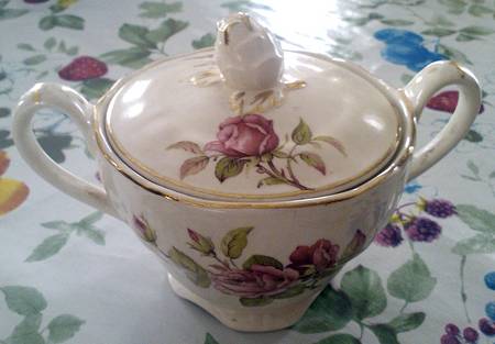 Moorland Sugar Bowl & Lid