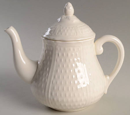 Pont Aux Choux (White) Teapot & Lid