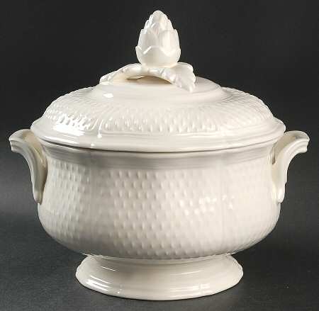 Pont Aux Choux (White) Tureen &  Lid