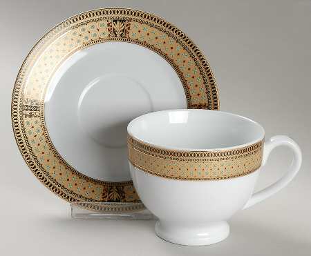 GNA1 Footed Cup & Saucer Set