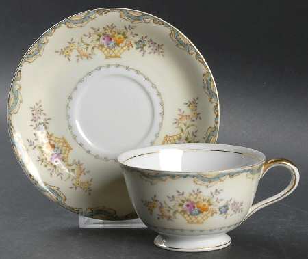 GOC43 Footed Cup & Saucer Set by Gold China
