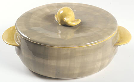 GAB2 (Round) 1.75 Qt Round Covered Casserole by Gabriel