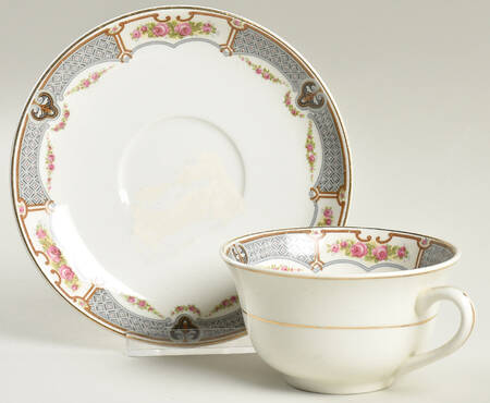 Winsford Flat Cup & Saucer Set