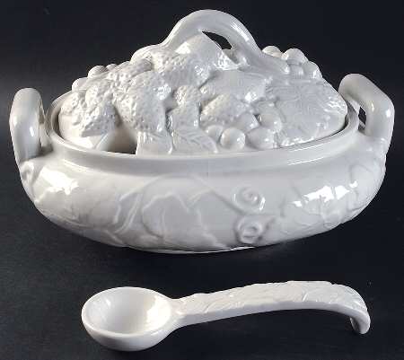 Fruit Tureen & Lid w/Ladle