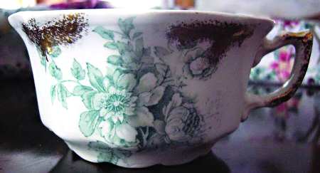 Chatsworth Blue Gray (Gold Daubs) Flat Cup