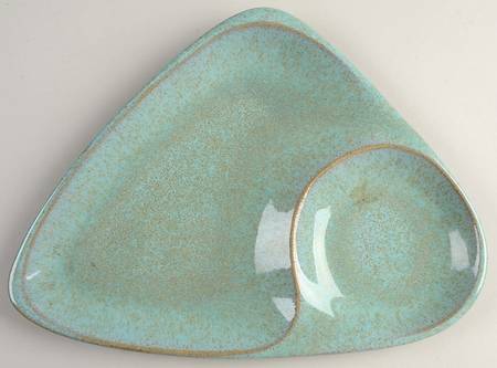 Matrix Triangular Snack Tray