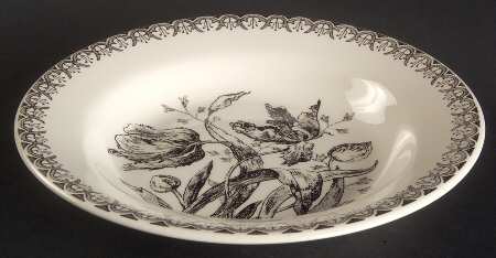 Tulipes Noires Rim Soup Bowl