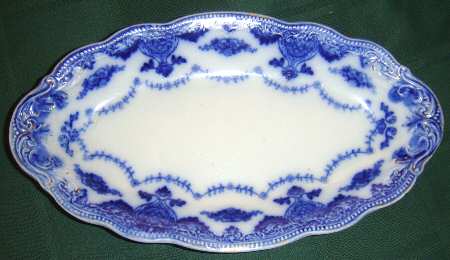 Waverly (Gold Trim) 11" Oval Serving Platter