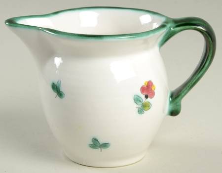 Scattered Blossom Green (Coupe) Creamer