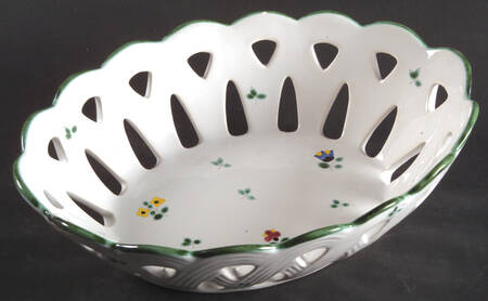 Scattered Blooms Accessories Green 10" Oval Open Weave Basket